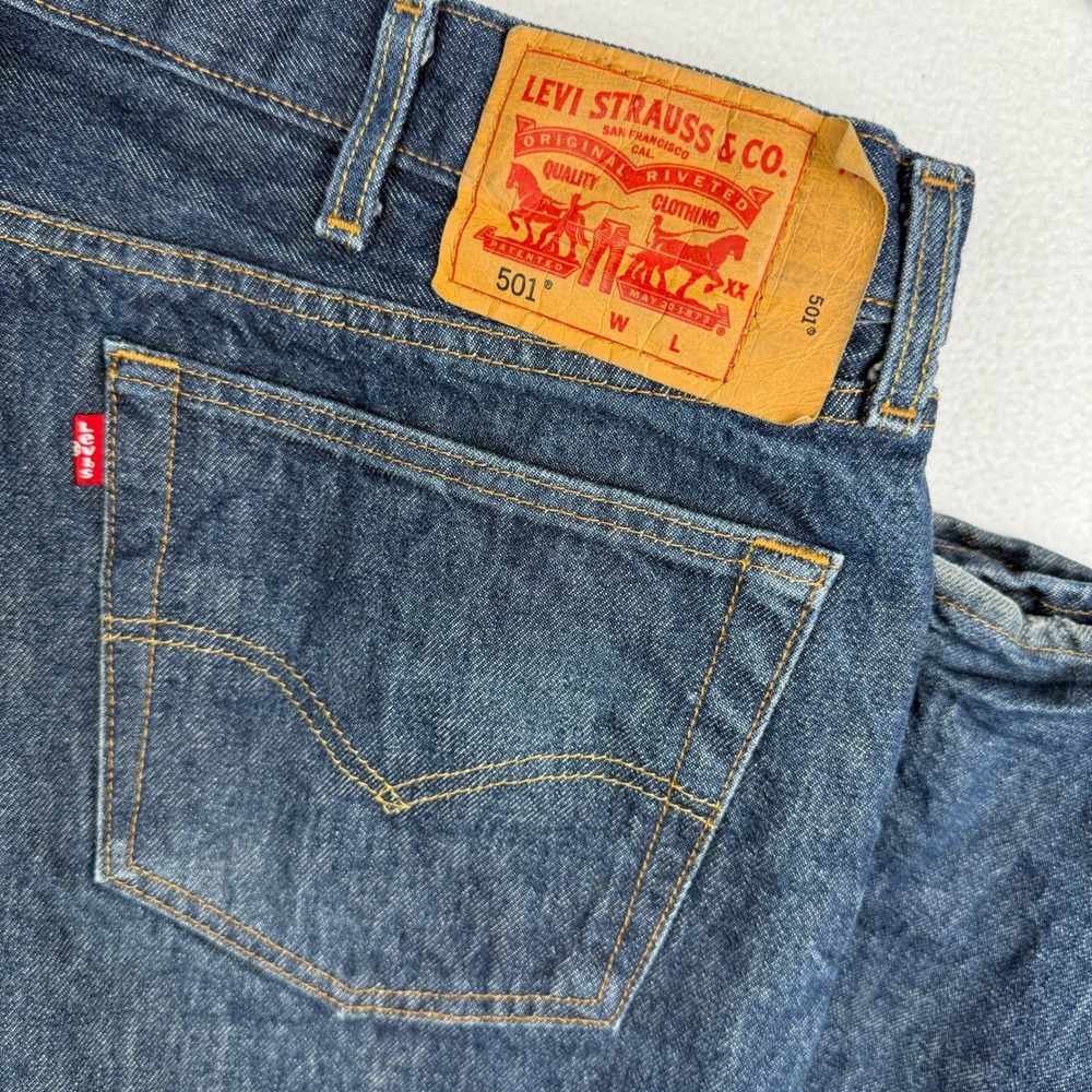 Levi's 501 Original Fit Jeans Mens 50x30 (46x27) Denim Button Fly Straight Leg